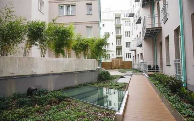 Old Town Apartment Spalena