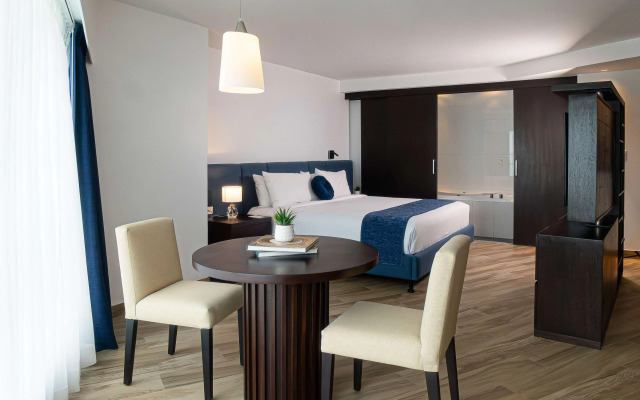 Wyndham Guayaquil Puerto Santa Ana