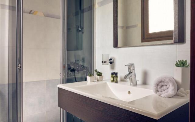 Astarte Villas - The Villa in Olive Grove