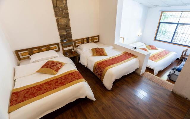 Zhangjiajie Destination Youth Hostel