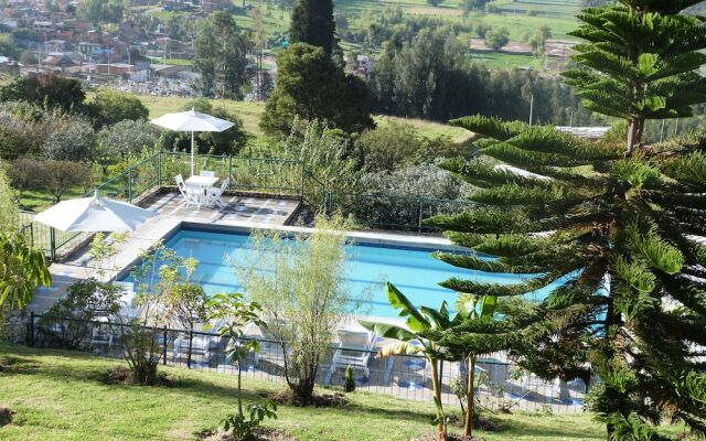 Miravalle Suites