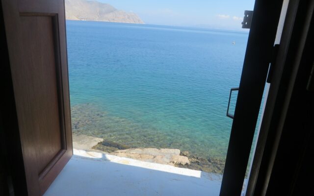 Maravelia Mare