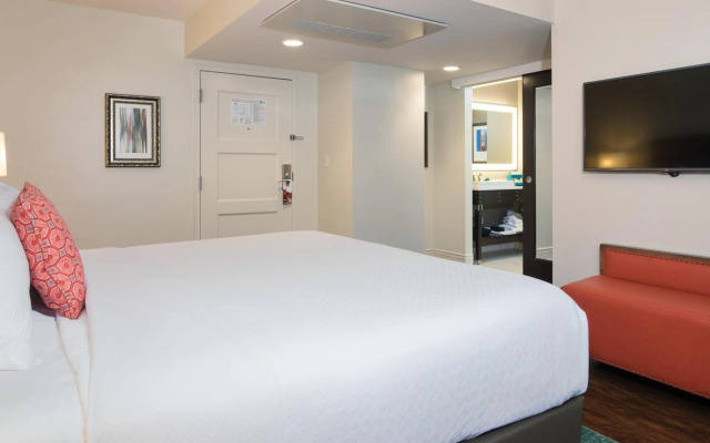 Hotel Indigo Baltimore Downtown by IHG