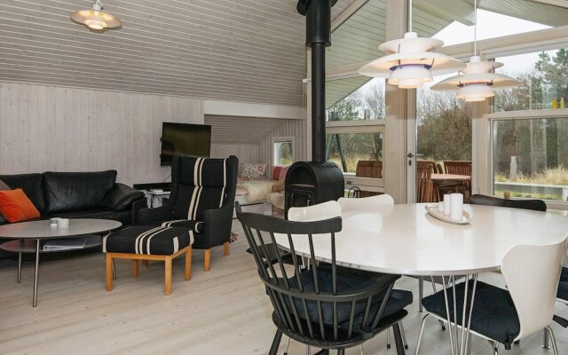 Luxurious Holiday Home in Fanø With Indoor Whirlpool