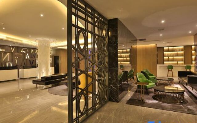 Orange Hotel (Shanghai Hongqiao Airport Cao'an Road)