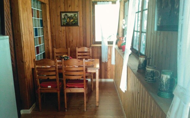 Beautiful Home in Güntersberge With 2 Bedrooms and Sauna
