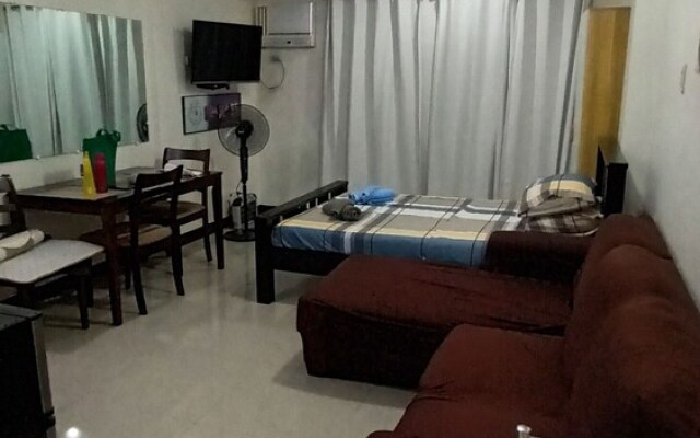 Impeccable 1-bed Studio in Paranaque City