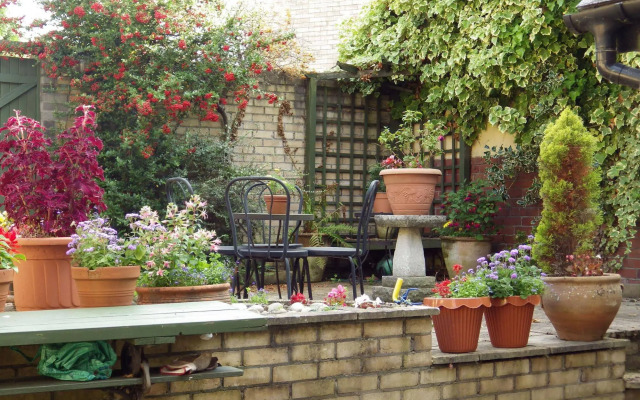 Ryvington Apartments