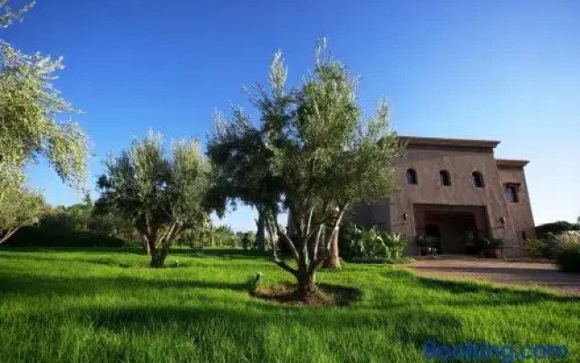 Villa Malika Silvana