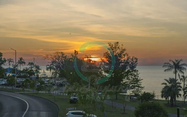 Nightcliff Foreshore Seaview Pool Workspace