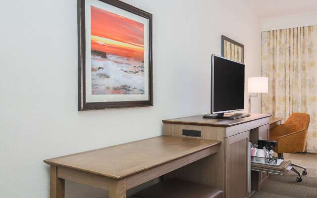 Hampton Inn And Suites Camarillo