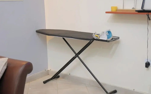 Najjera, Kampala 1bed With Balcony, Wifi & Parking