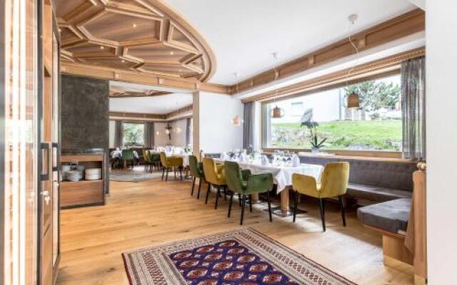 Hotel Eden