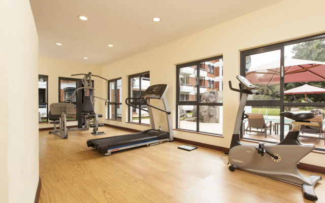 Heri Heights Hotel Apartments, SureStay Collection by BW