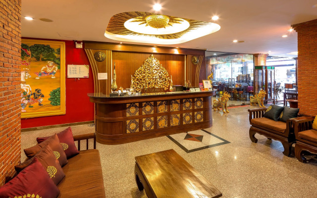 Tanawan Phuket Hotel