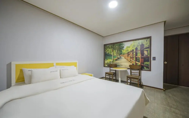 Jeonju Junghwasan-dong Prince