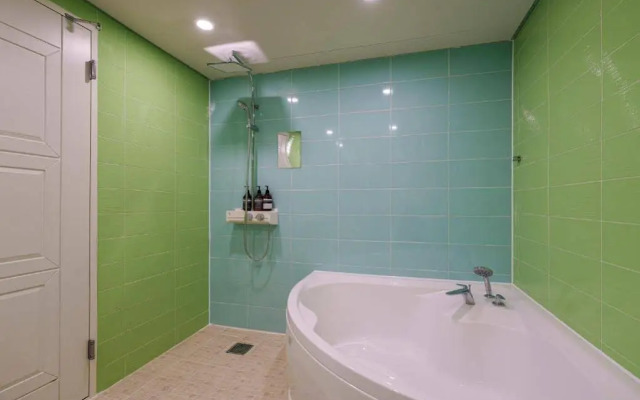 Gunsan little Prince Hotel