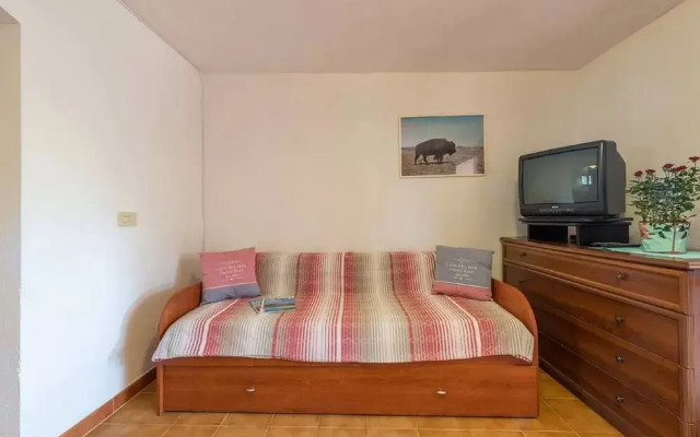 Appealing Apartment Near the sea