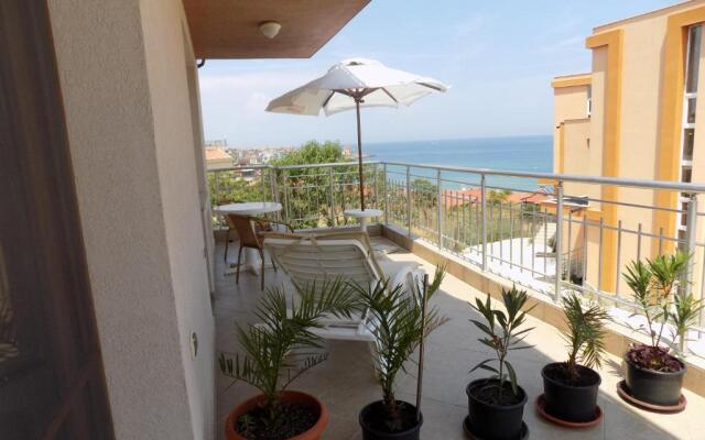 Zenith Guest House