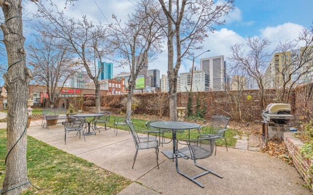 Downtown Five Points Sleeps 4