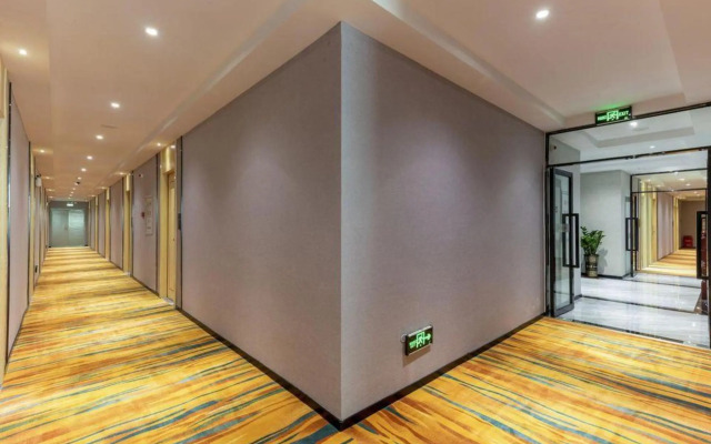 Jinting Hotel (Guangzhou Zhucun Subway Station)