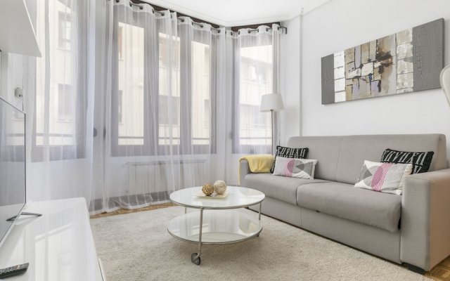 Trueba By Forever Rentals 2 Bedroom Apartment Wifi Zurriola Beach Kursaal