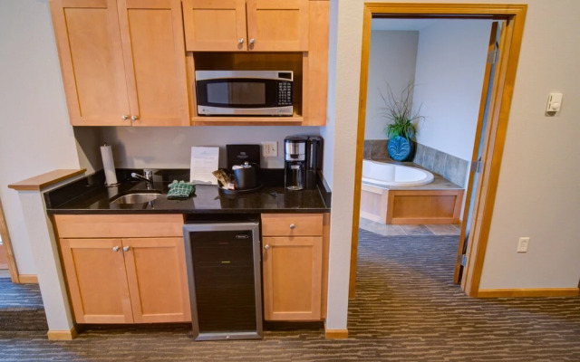 Beacon Pointe on Lake Superior