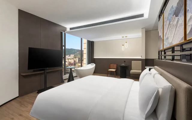 Days Inn By Wyndham Liupanshui Railway Station