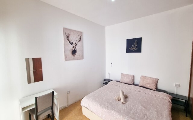 CityCenter Rooms Next to the Beach