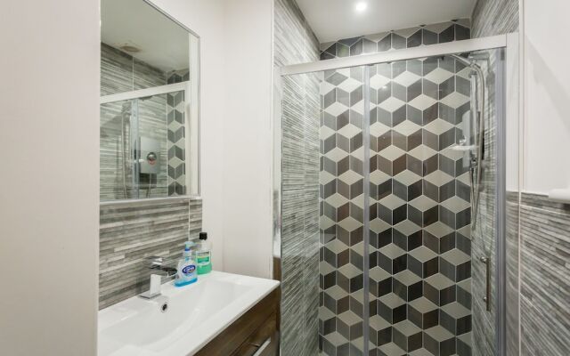 Westend Hydro & SECC Apartment