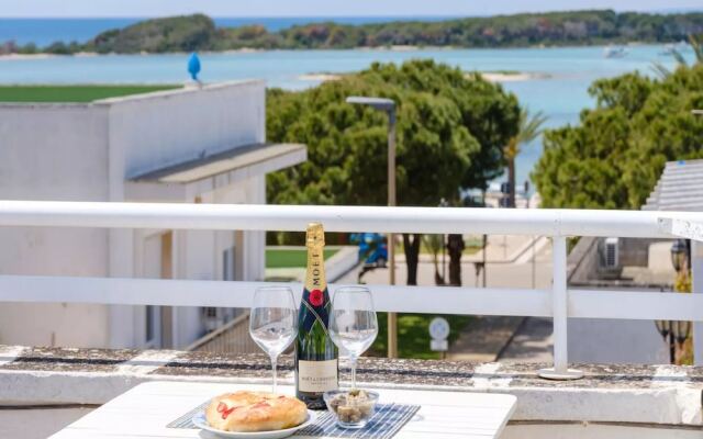 Seafront Luxury Belvedere With Panoramic Terrace
