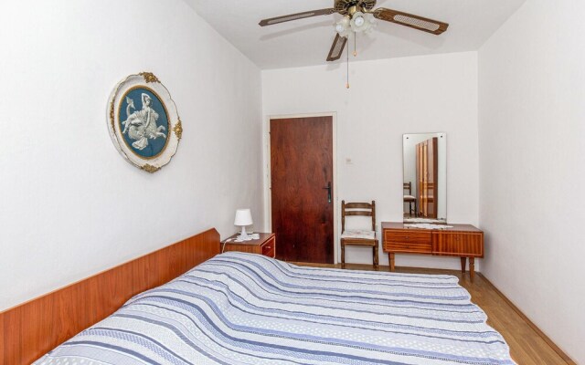 Awesome Apartment in Klek With 2 Bedrooms and Wifi