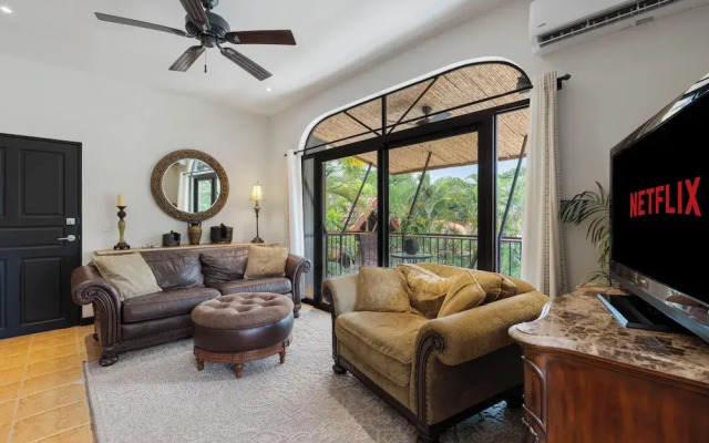 Suite 4 - Sloth Pool&Beach 3 BR Condo