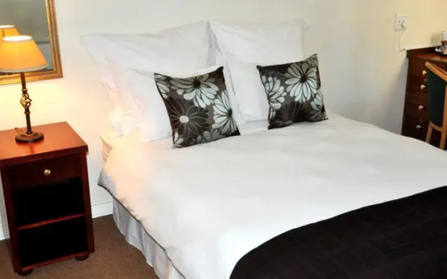 Maccauvlei On Vaal Lodge And Conference Centre