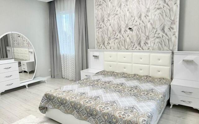 Apartments on Makhambet Utemisov street 125B