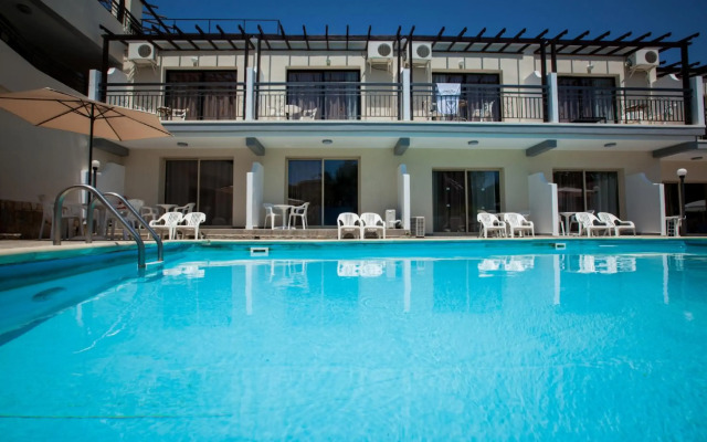 Crystallo Apartments