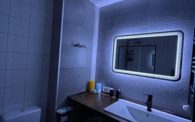 Redco ALPIC Studio Apartment near Gondola