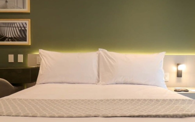 w Unique 2BR With Balcony in Miraflores