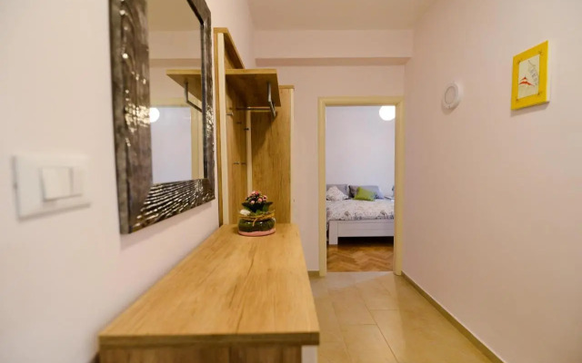 Apartment Rocky I