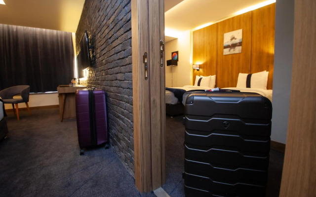 Monarch Hotel Amman