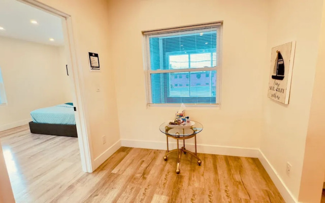 Beachline Breeze on the Strip