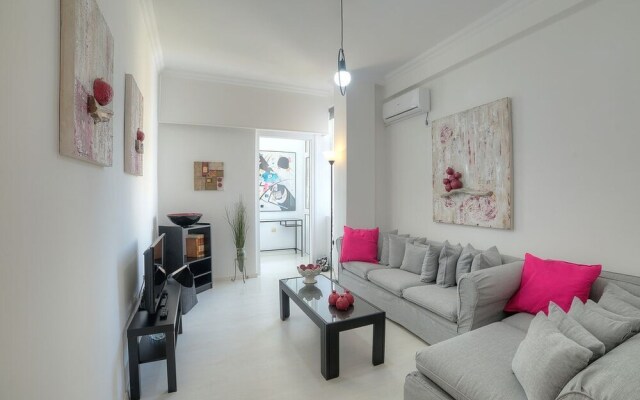 Cosy apartment in Glyfada center