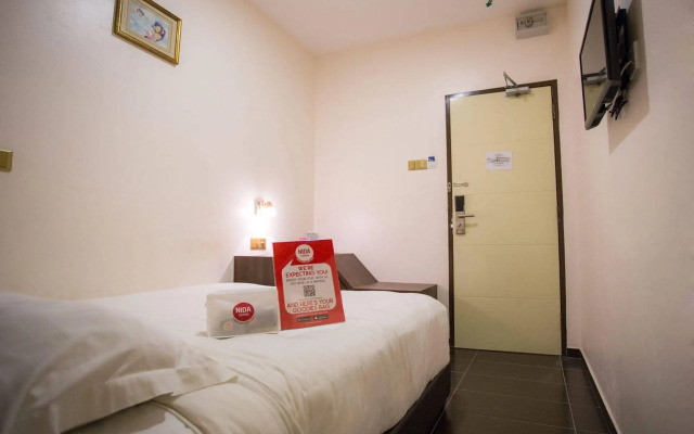 Nida Rooms Chemor Railway Line at DS Hotel