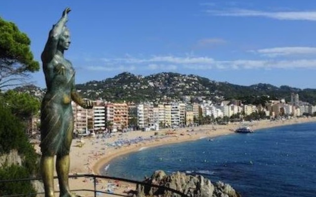 106022 - Villa in Lloret de Mar