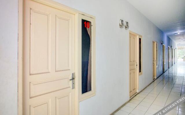 OYO Life 2249 Kost Teman