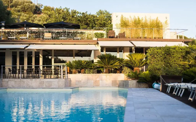 La Villa Resort