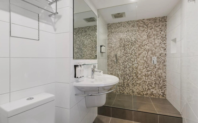 Hotel Grand Chancellor Melbourne