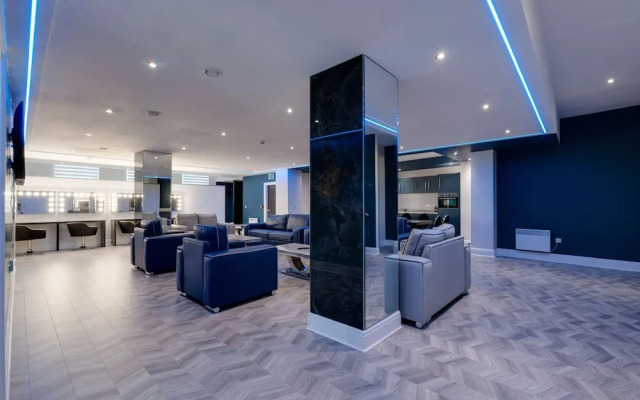 Temple Court Cavern Quarter Apartments