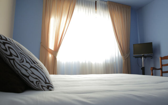 Hotel Alda Bueumar