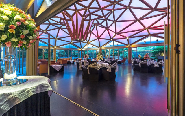 Hotel Crystal Palace